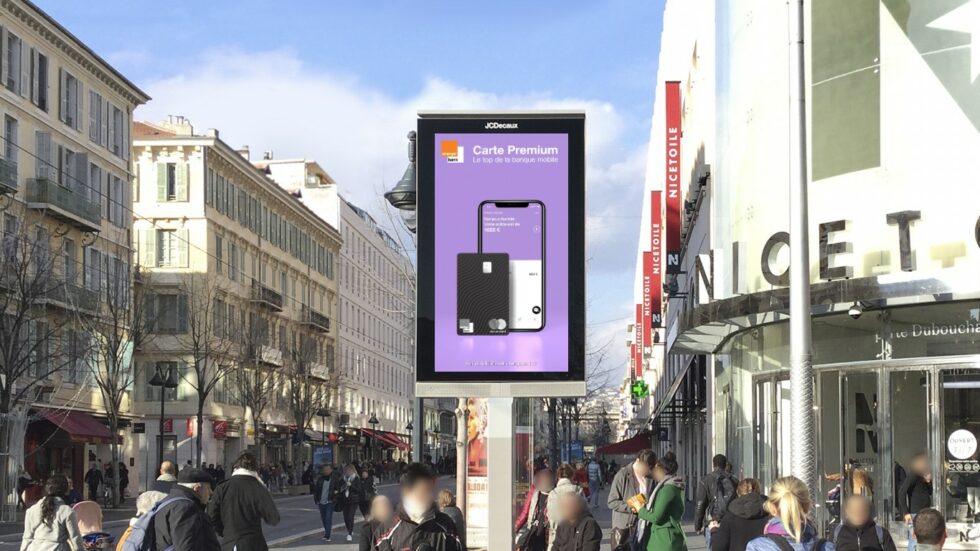 OrangeBank_JCDecaux-Nice - Displayce DOOH campaign